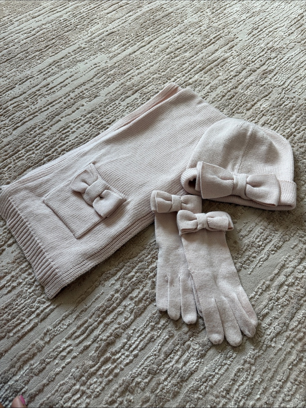 Kate Spade Set of 3: Scarf, Beanie & Gloves Light Pink